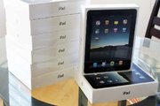Selling Brand New Apple iPhone 4G HD 32GB